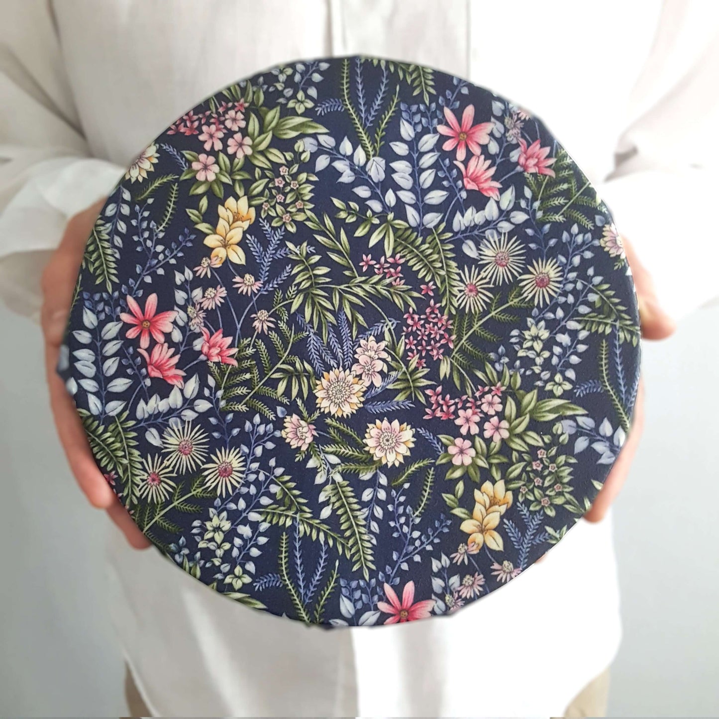 Reusable Beeswax Food Wraps 100% Hand Made in the UK by Honey Bee Good.