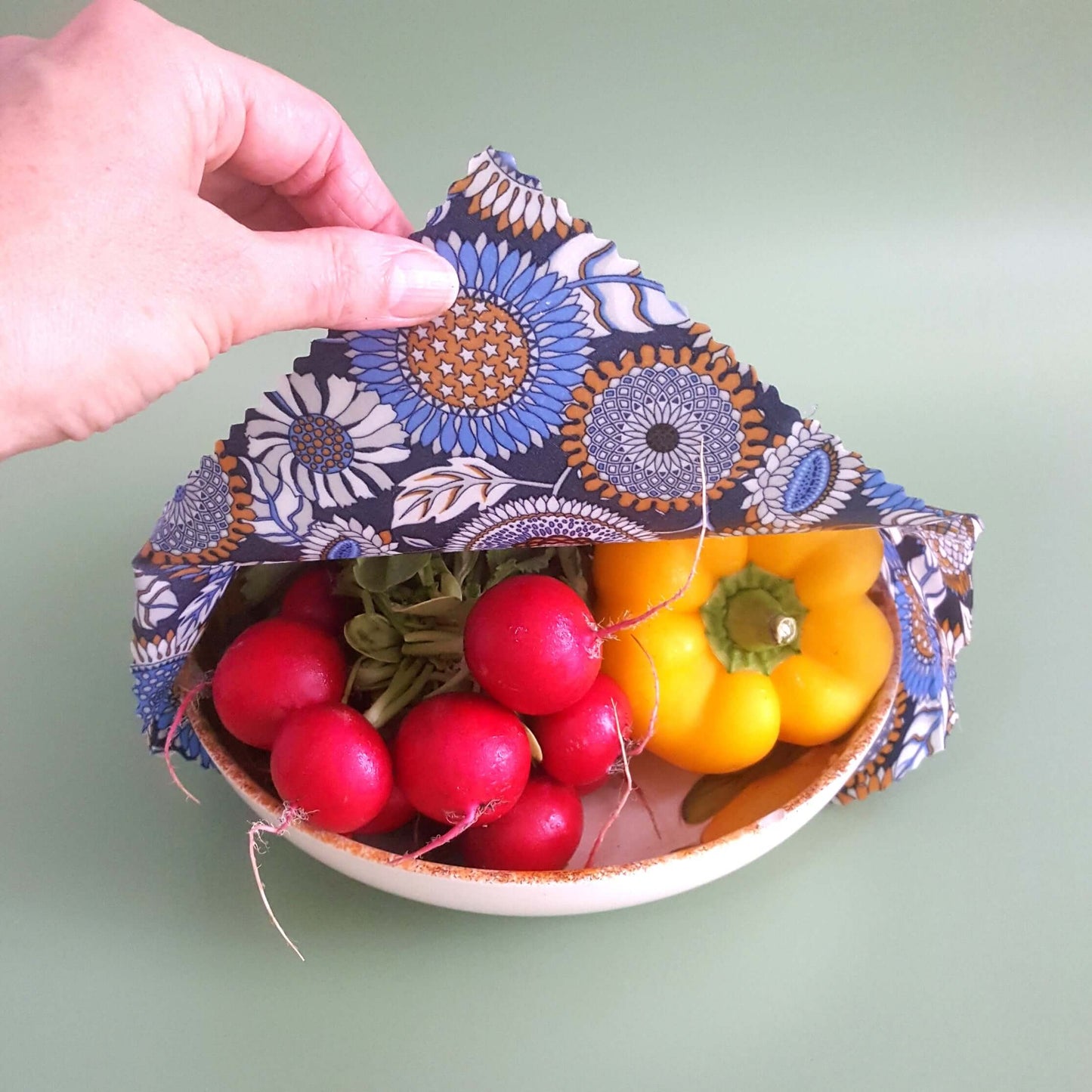 Reusable Beeswax Food Wraps 100% Hand Made in the UK by Honey Bee Good.