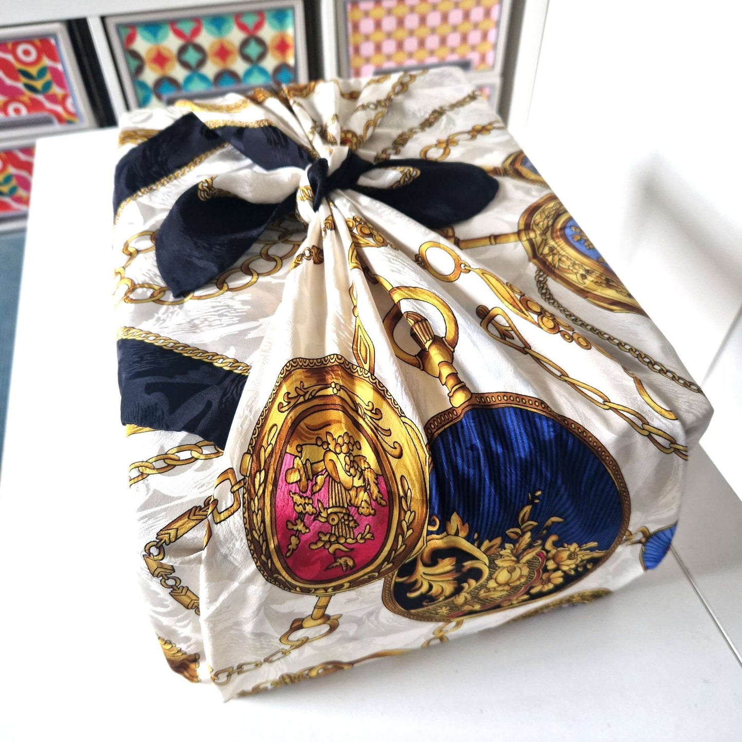 Reusable Beeswax Food Wraps 100% Hand Made in the UK by Honey Bee Good.