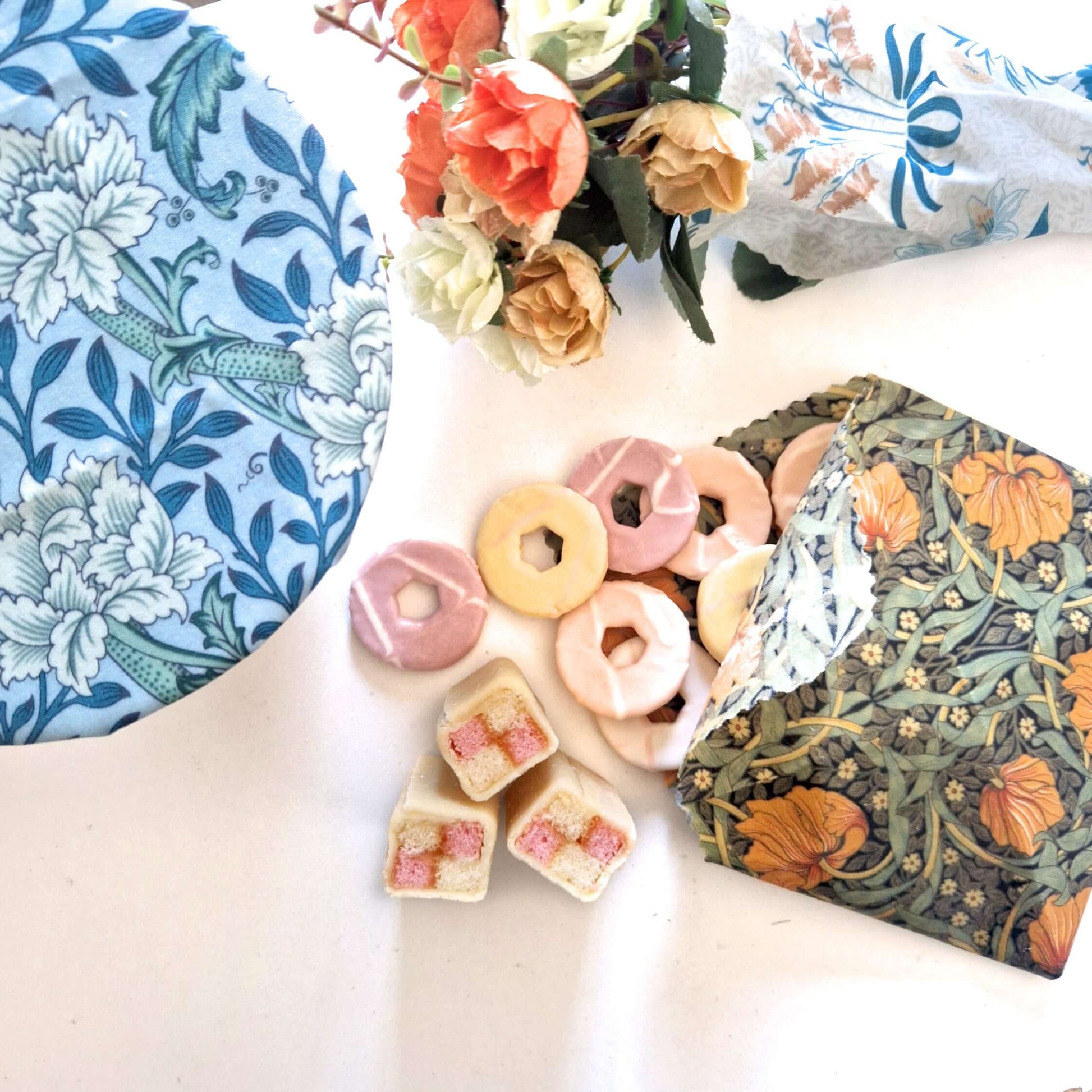 Award-winning Small Family Business. 3,600 5* Reviews. WHOLESALE, too.