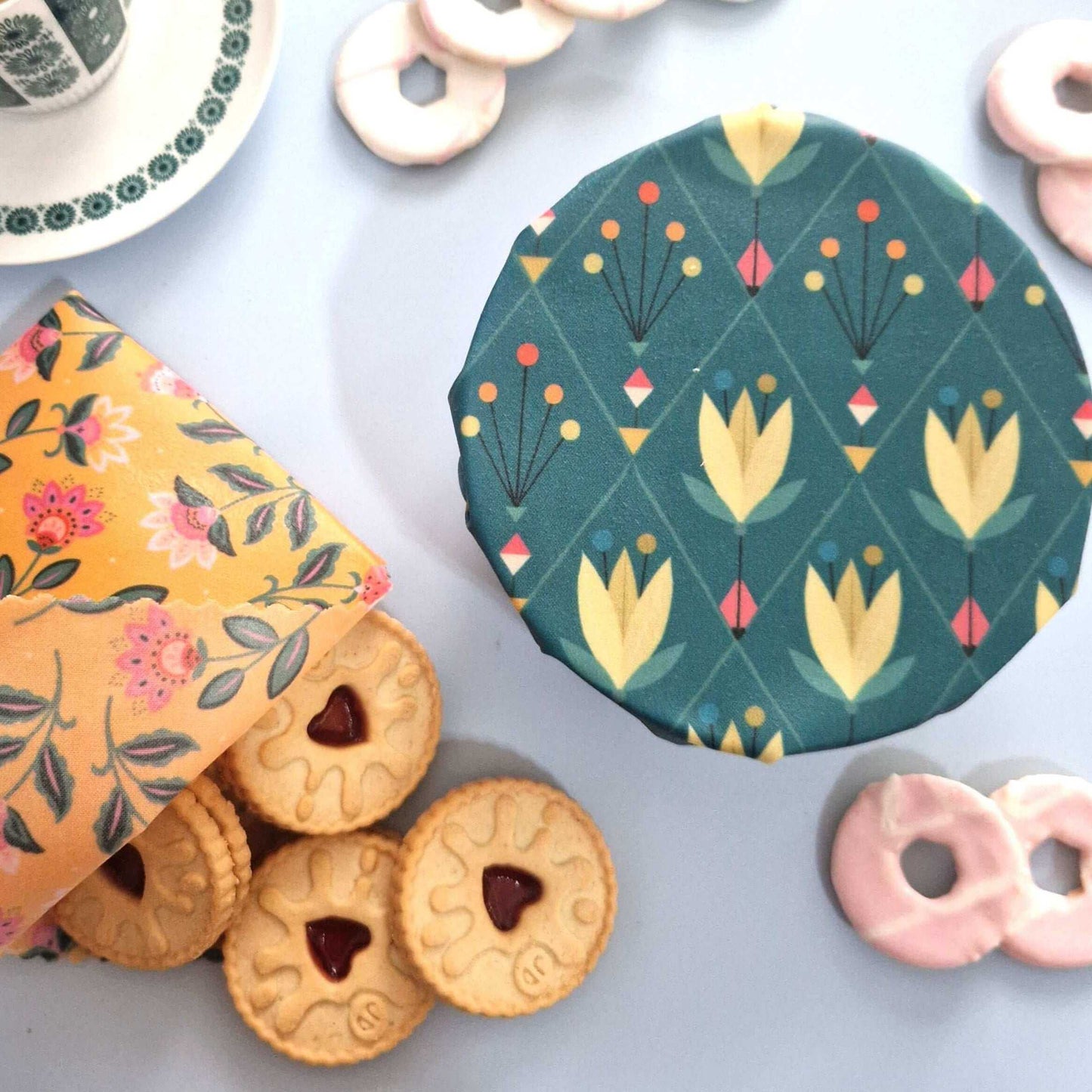 Reusable Beeswax Food Wraps 100% Hand Made in the UK by Honey Bee Good.