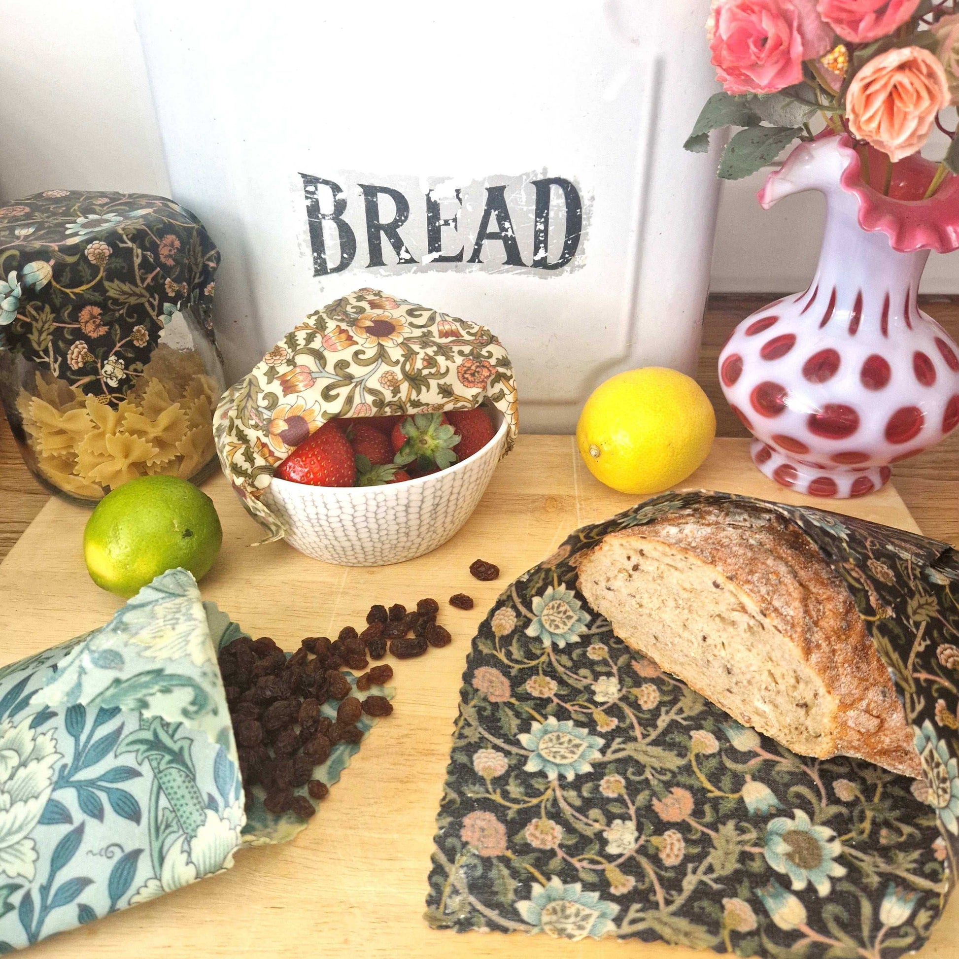 Award-winning Small Family Business. 3,600 5* Reviews. WHOLESALE, too.